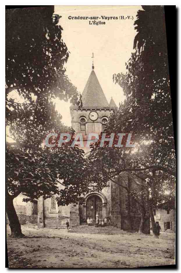 CPA Oradour Sur Vayres L'Eglise Enfants