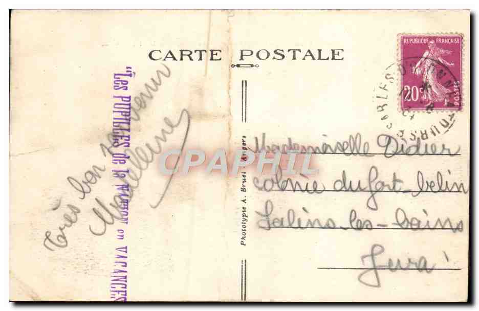 CPA Les Sables D'Olonne Le Remblai et la Plage — Reverso