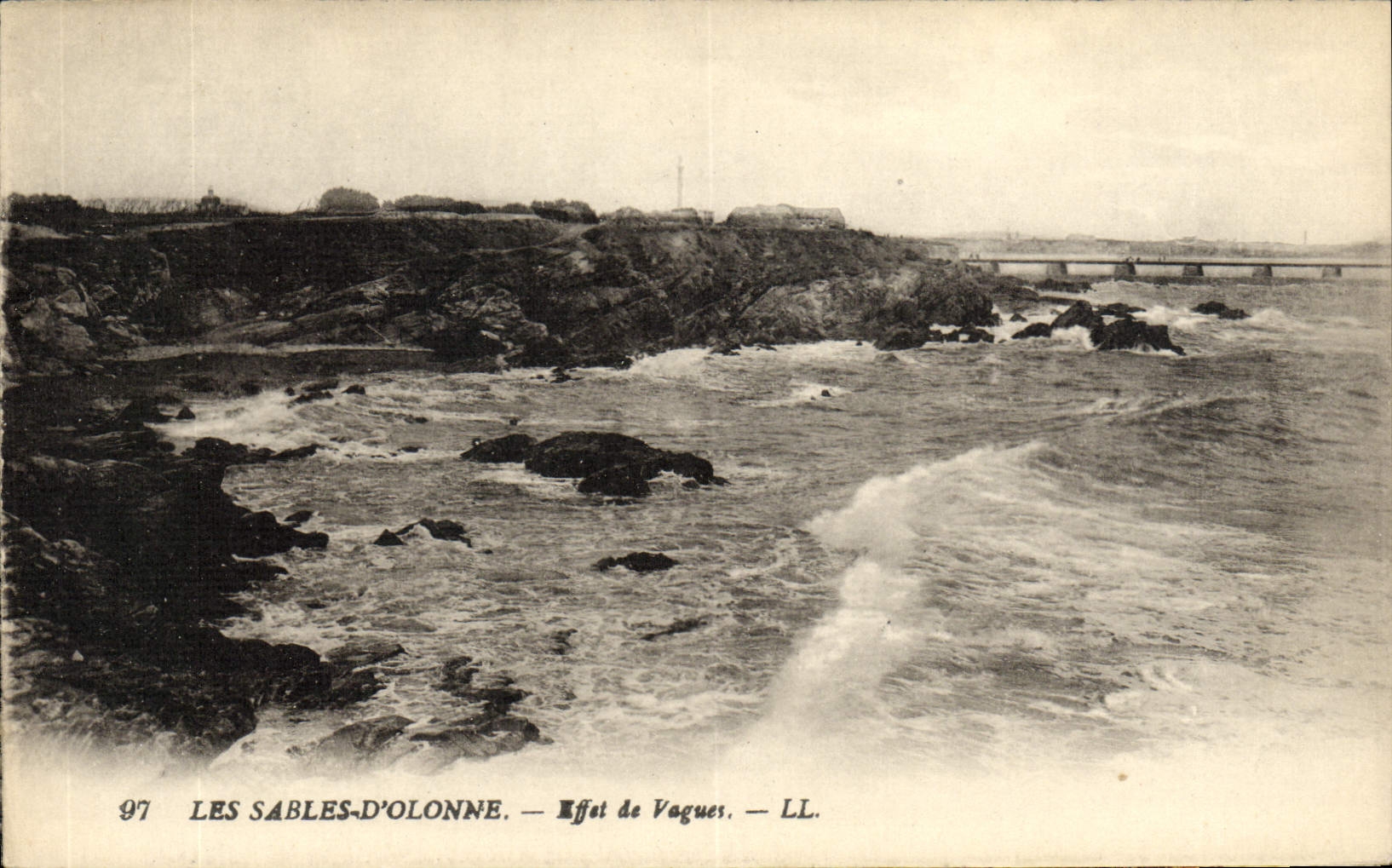 Les Sables-d'Olonne — Effet de Vagues — LL. — N° 97