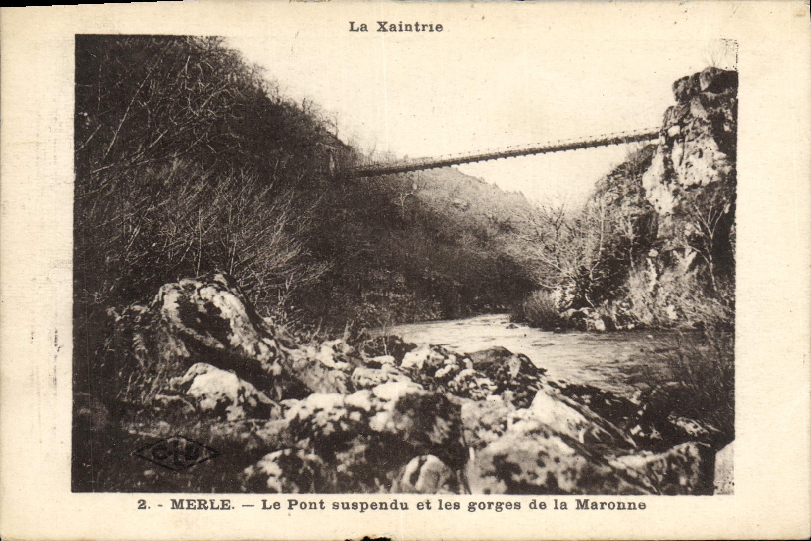 CPA Merle Le Pont Suspendu et Les Gorges de la Maronne La Xaintrie 