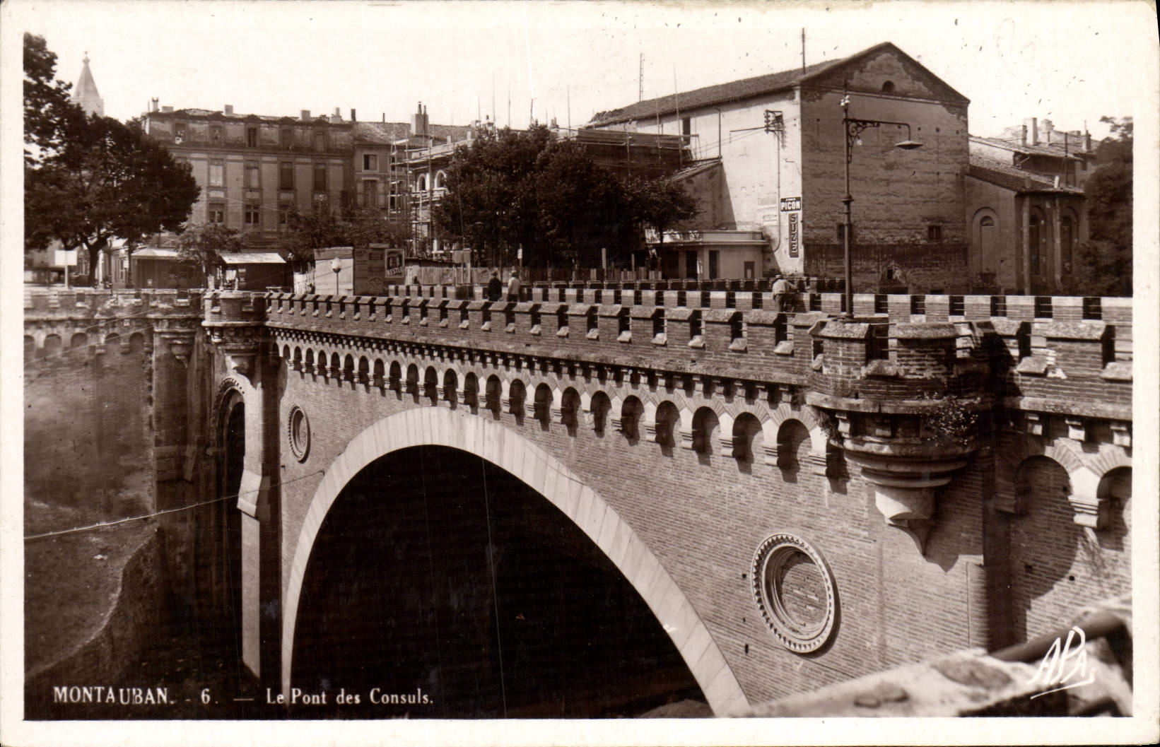 CPA Montauban Le Pont des Consuls