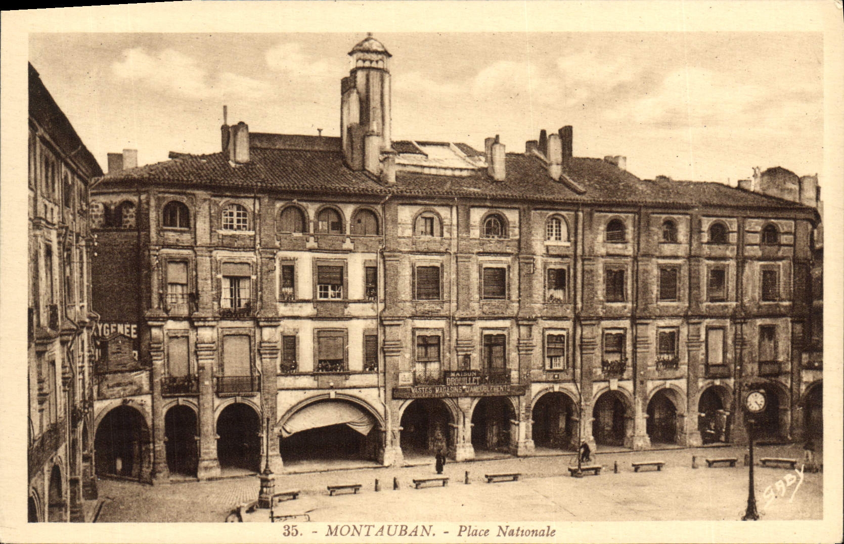 CPA Montauban Place Nationale