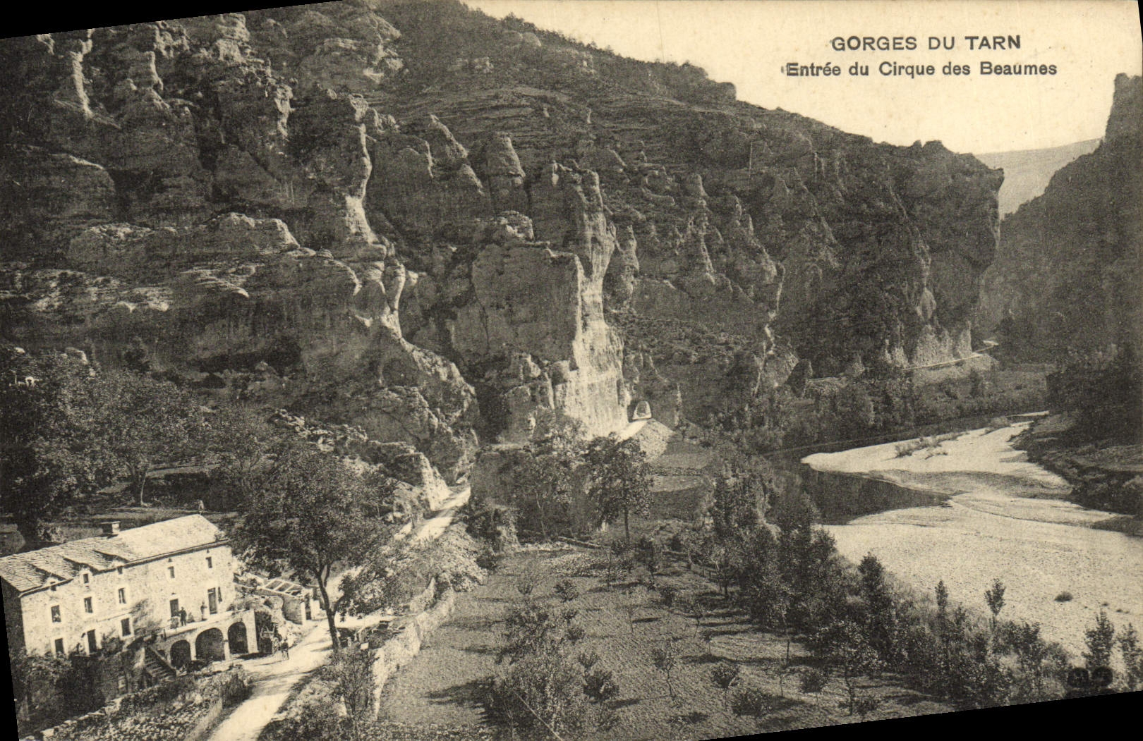 Gorges du Tarn — Entrée du Cirque des Beaumes — éditeur non identifié, n° de série 112