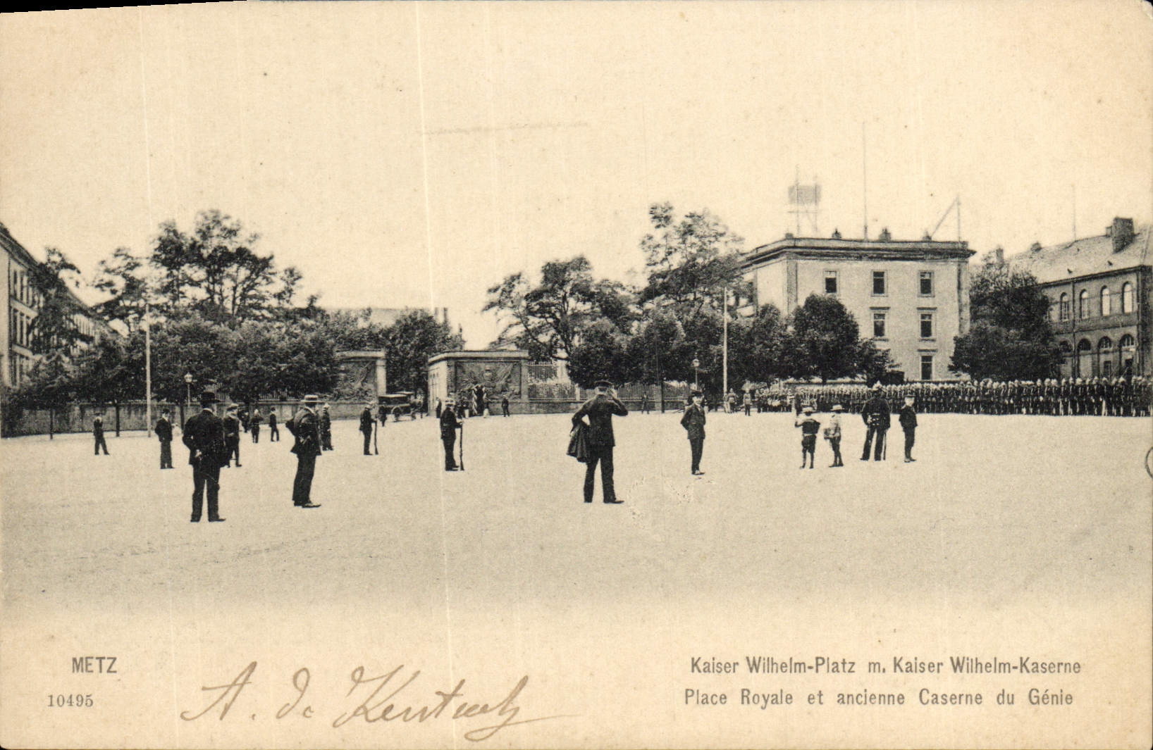 CPA Metz Place Royale et ancienne caserne du Genie Militaria