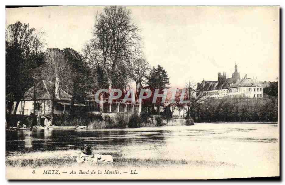 CPA Metz Au Bord De La Moselle