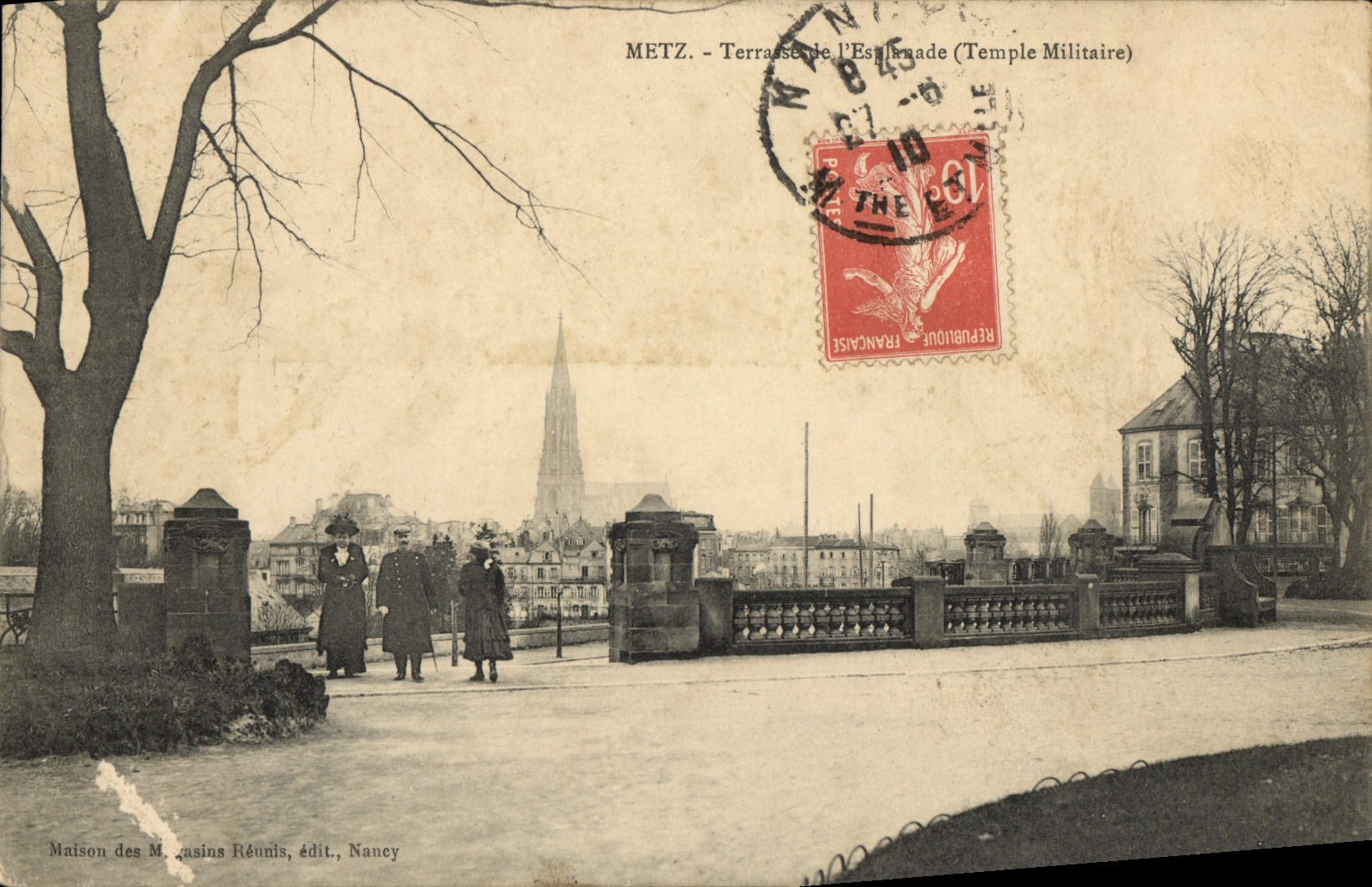 CPA Metz Terrase de l'esplanade Temple militaire Militaria