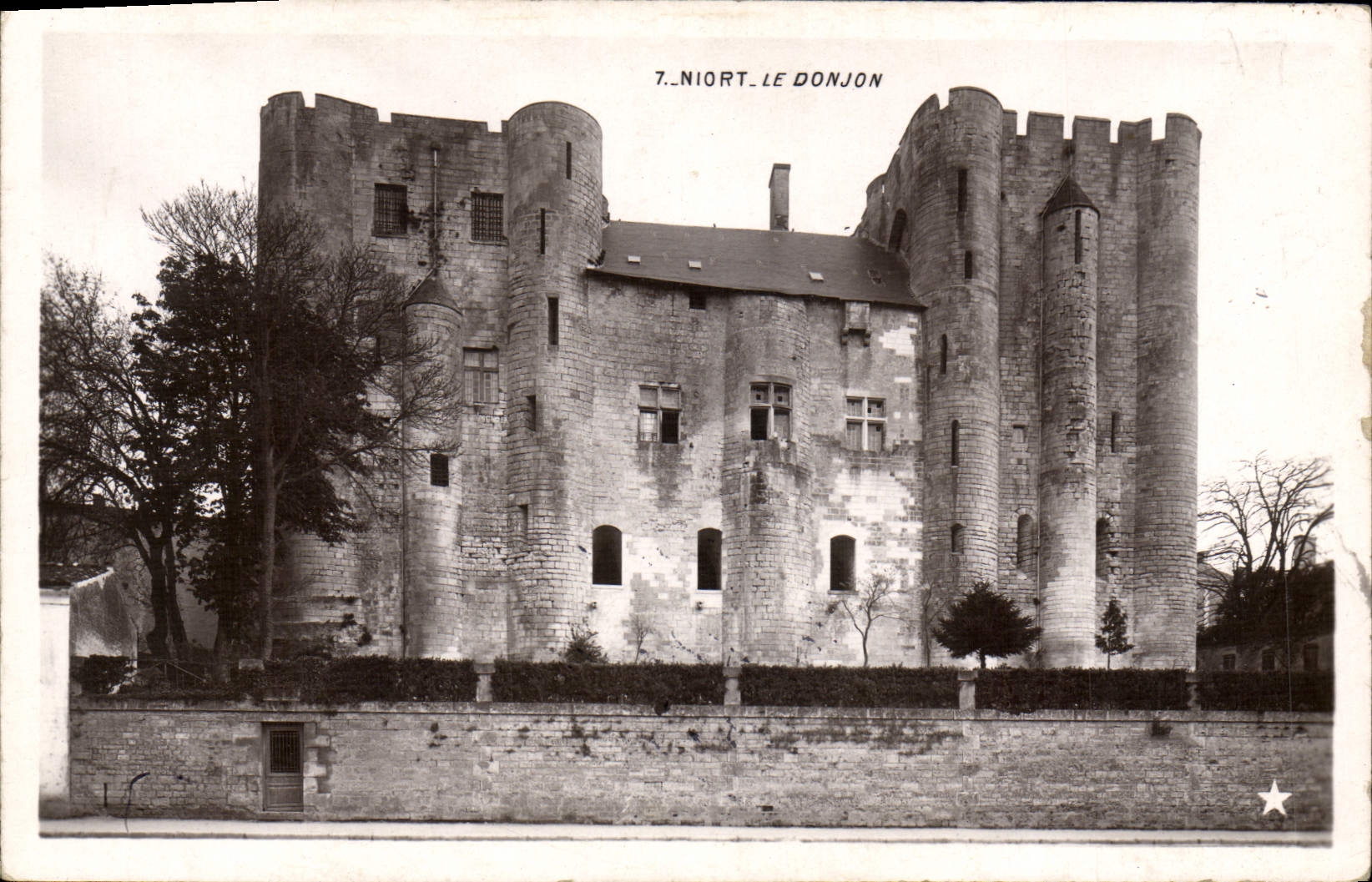 Niort - Le Donjon — éditeur 'Étoile' Paris