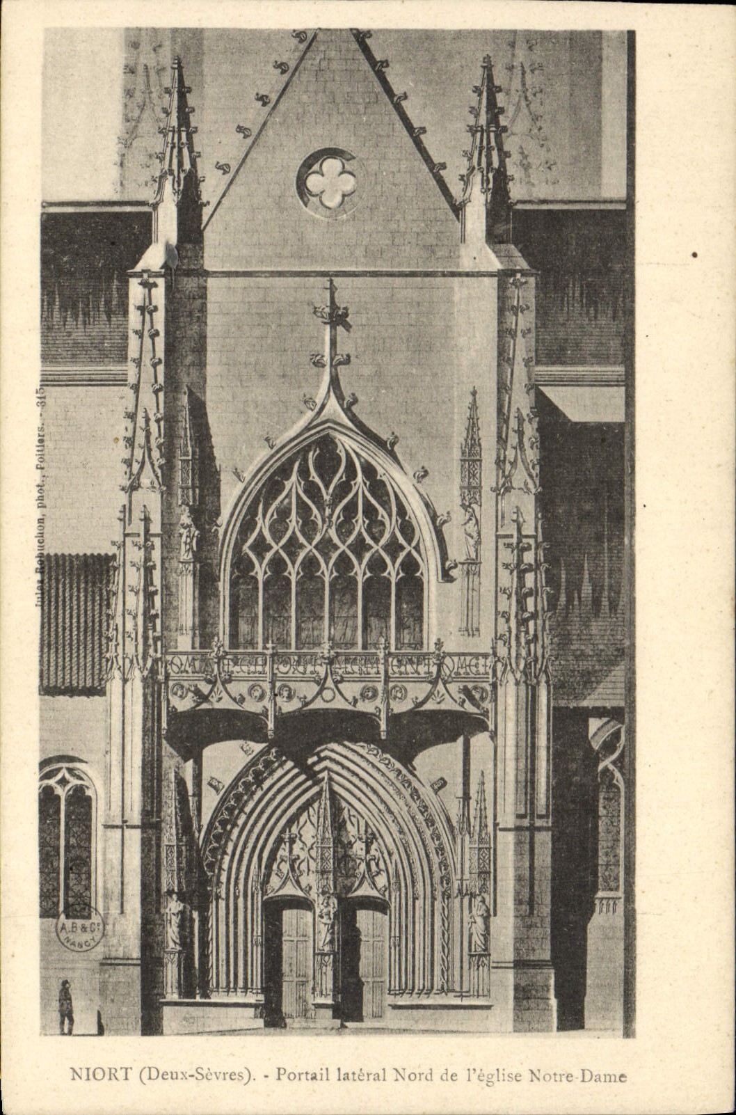 Niort (Deux-Sèvres) — Portail latéral Nord de l'église Notre-Dame — A.B.&C.I. Folliers