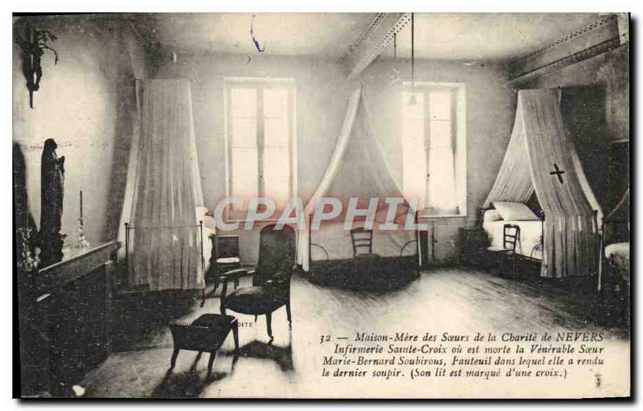 CPA Maison Mere Des Soeurs De La Charite De Nevers Infirmerie Sainte Croix ou est morte la veenrable Soeur Soubirous 