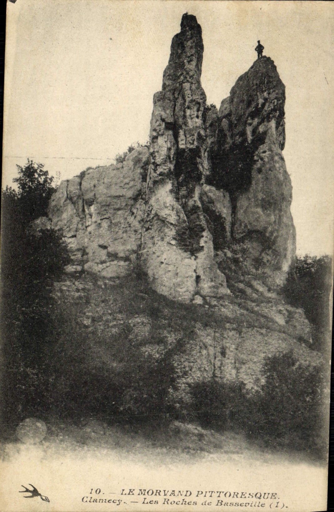 Clamecy — Les Roches de Basseville (1) — Le Morvand Pittoresque