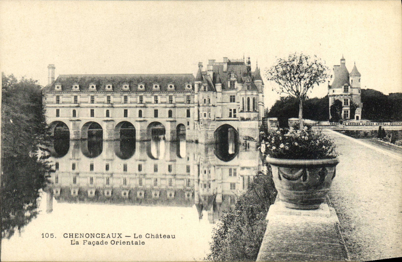 CPA Chenonceaux Le Chateau La Facade Orientale