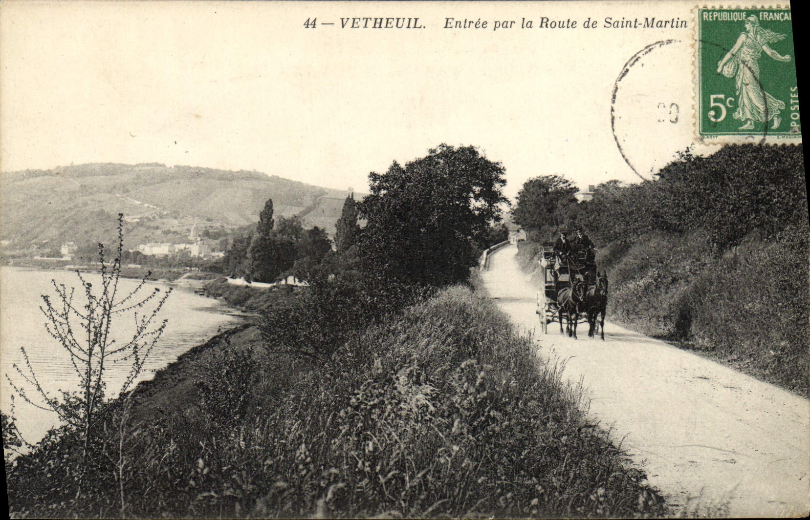 Vetheuil — Entrée par la Route de Saint-Martin — Éditeur inconnu, n° 44