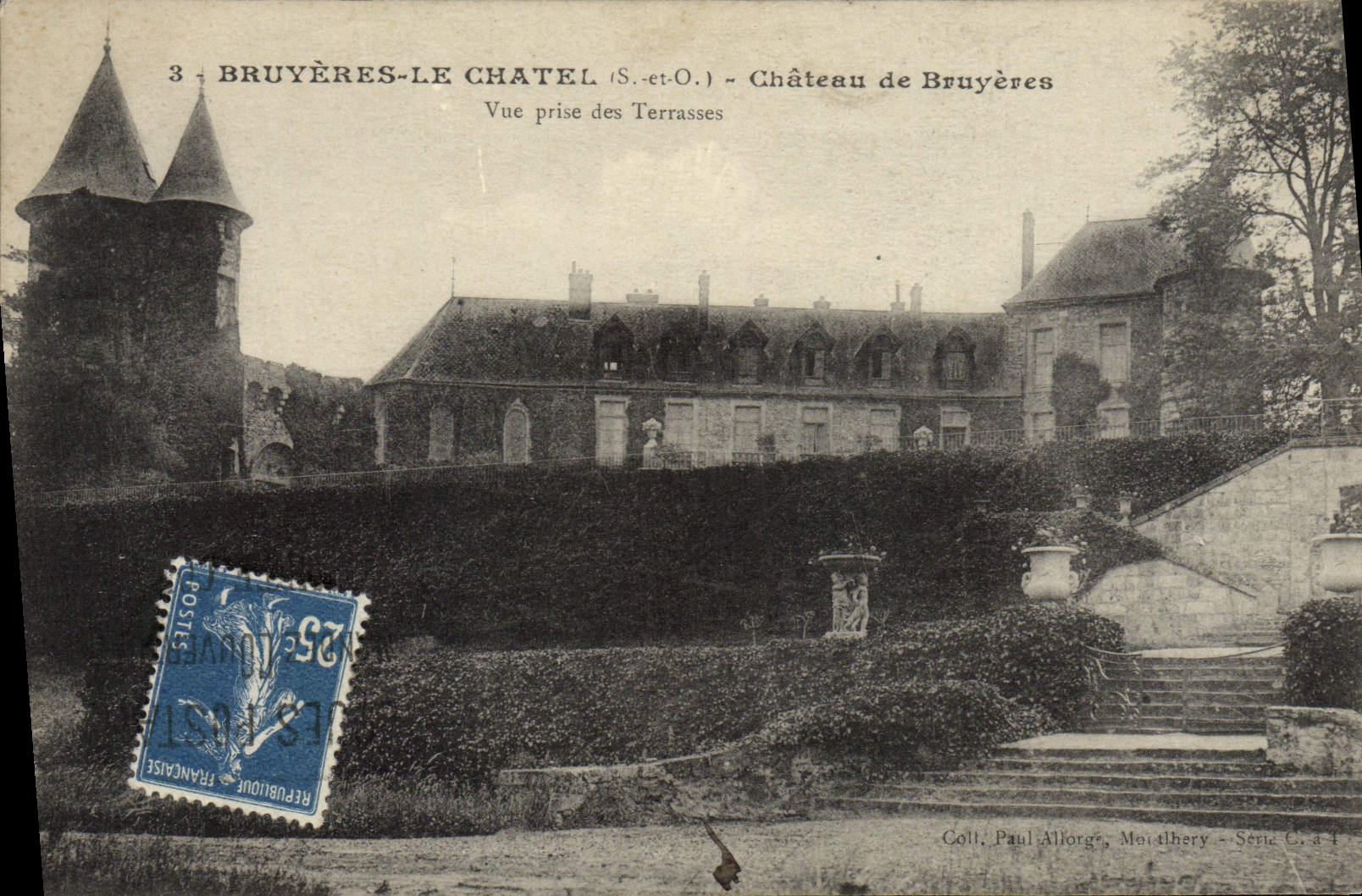 CPA Bruyeres Le Chatel Chateau De Bruyeres Vue Prise Des Terrasses Vue prise des terrasses