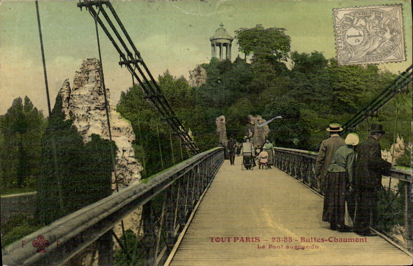 CPA Tout Paris Bultes Chaumont Le pont suspendu 