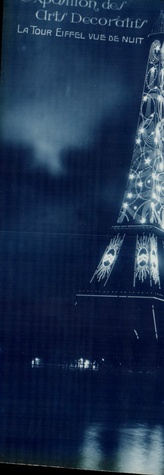CPA Paris Des La Tour Eiffel Vue De Nuit CPA Paris Exposition des Arts Decoratifs 1925 publicite Citroen
