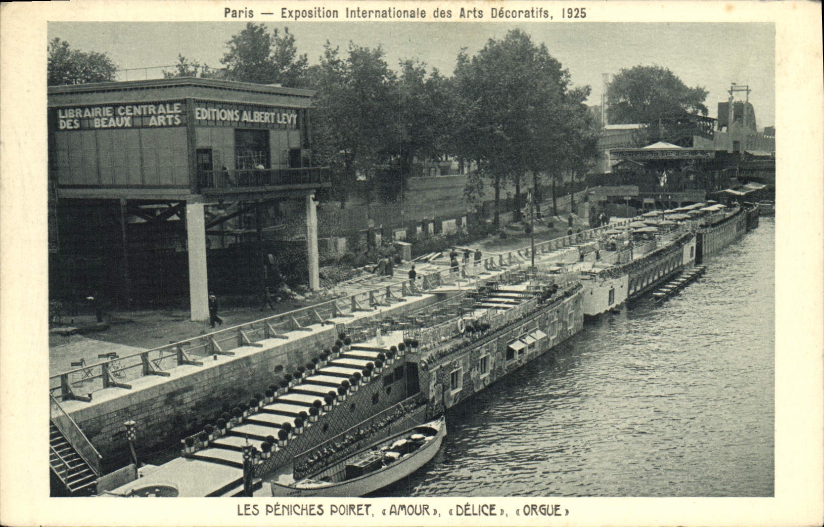 CPA Paris Exposition Internationale Des Arts Decoratifs Les Peniches Poiret Amour delice Orgue 