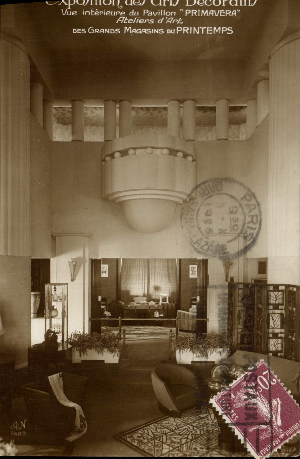 Exposition des Arts Décoratifs — Vue intérieure du Pavillon "PRIMAVERA" — Ateliers d'Art des Grands Magasins du Printemps — J.A.N. Paris