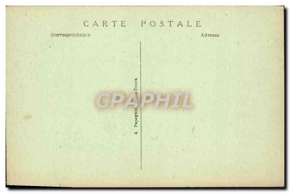 Paris — Exposition des Arts Décoratifs — Pavillon « Mausolée aux Morts des Batailles de Champagne » (von Adolphe Prost, Architekt, und Redon, Landschaftsarchitekt) — Rückseite
