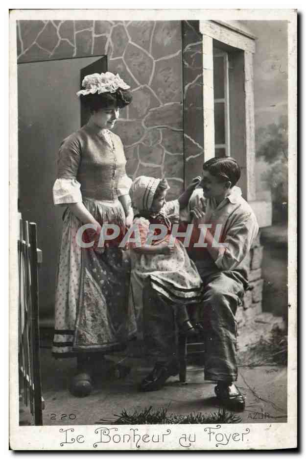 CPA Fantaisie Femme Enfant Le bonheur au foyer
