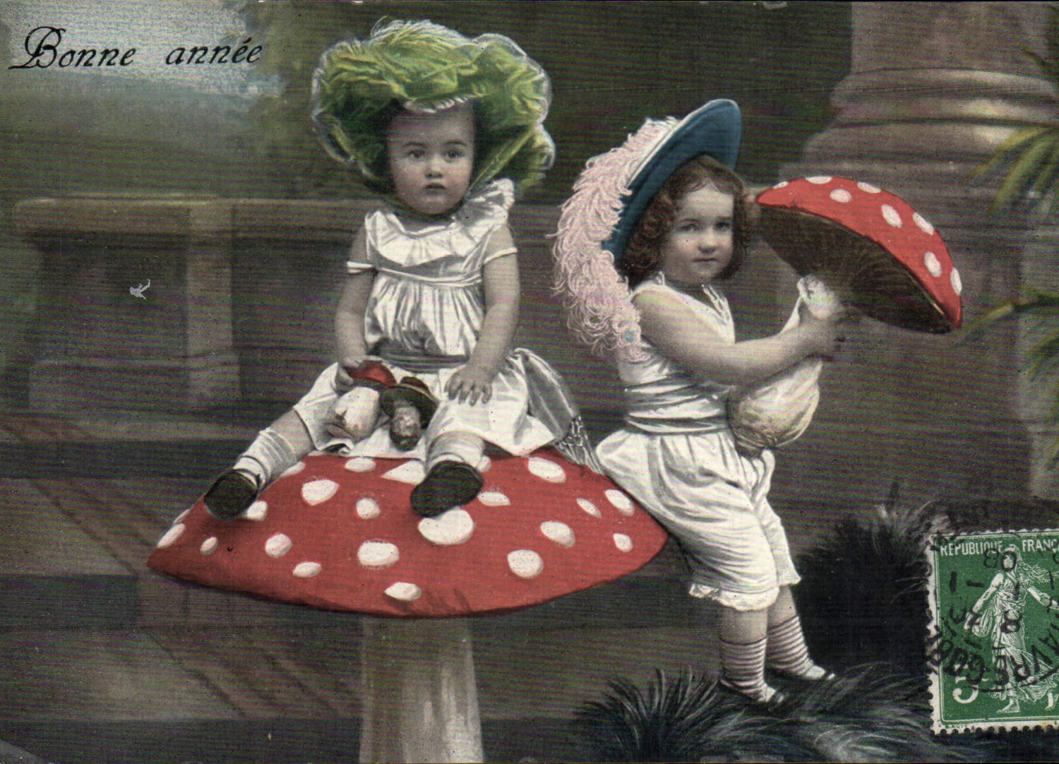 CPA Fantaisie Enfants Champignons Champignon 
