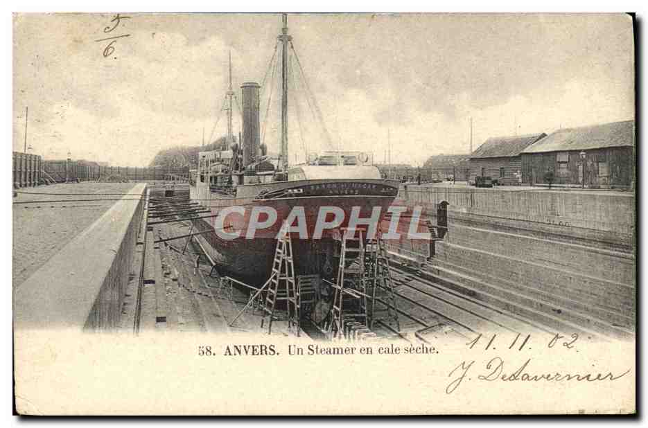CPA Anvers Un Steamer en cale seche Bateau Baron de Macar