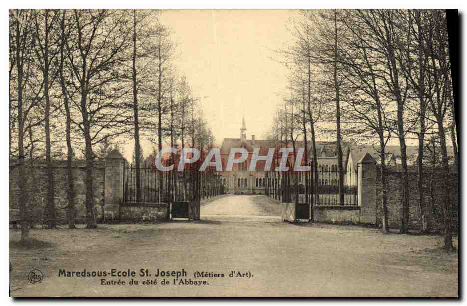 CPA Maredsous Ecole Saint Joseph metiers d'arts Entree du cote de l'Abbaye 