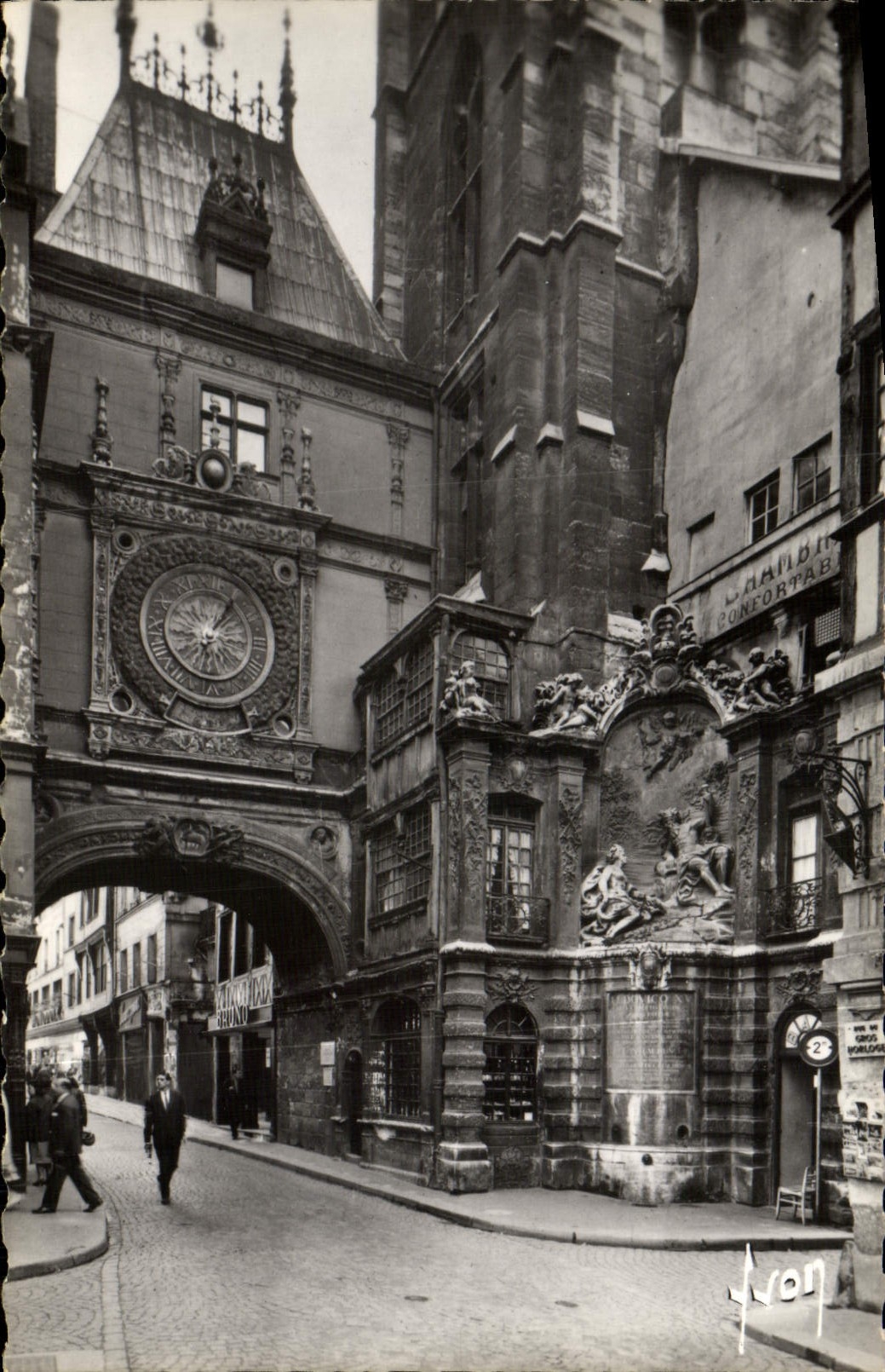 CPA Royan La Grosse Horloge L'Arcade