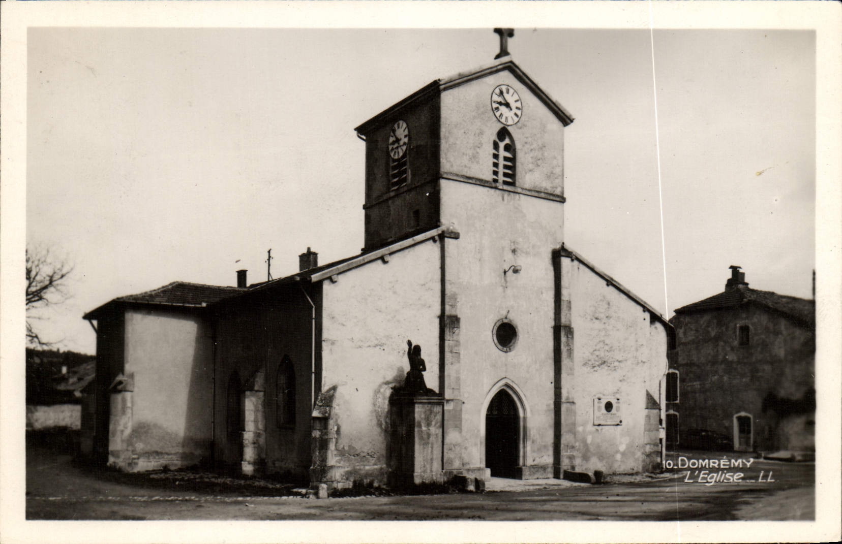 CPM Domremy L'eglise Jeanne d'arc