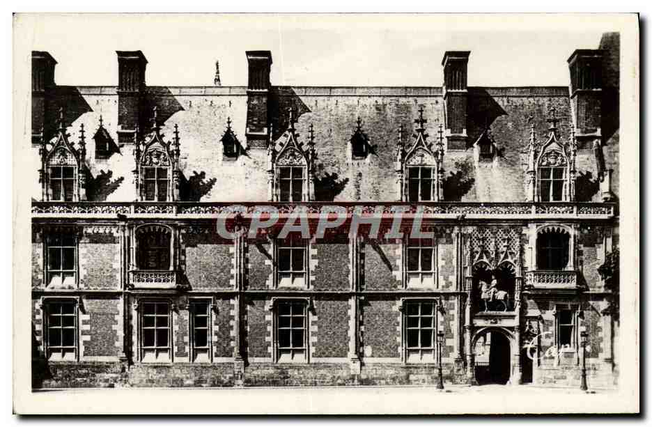 CPM Blois Le Chateau Aile Louis XII
