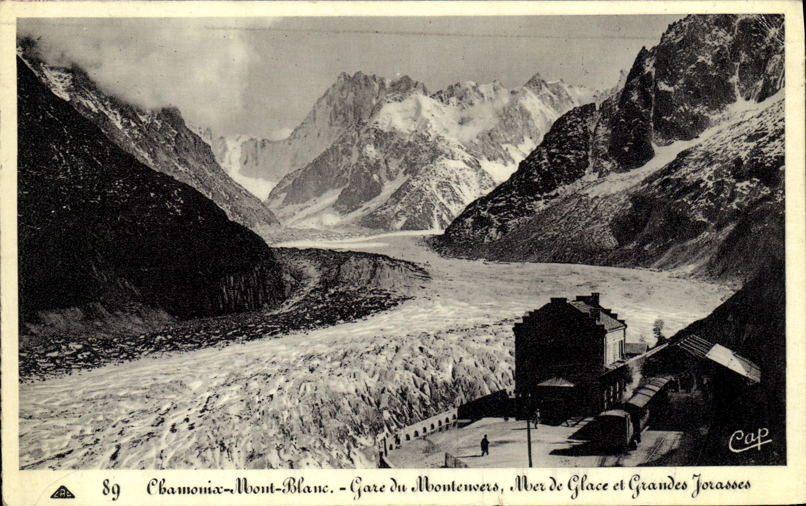 CPA Chamonix Mont Blanc Gare Du Montenvers Mer De Glace Et Grandes Jorasses