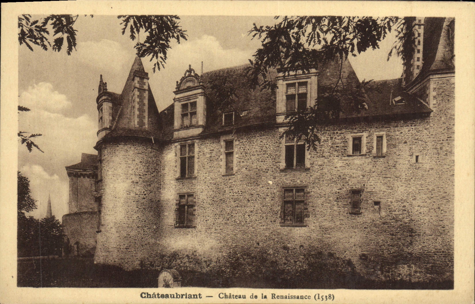 CPA Chateaubriant Chateau De La Renaissance