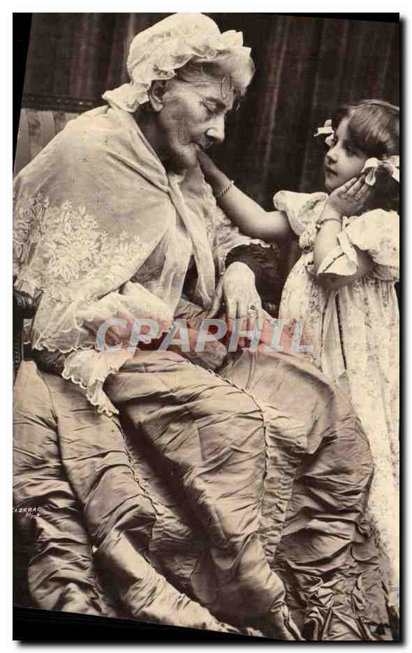 CPA Fantaisie Femme Grand mere Enfant