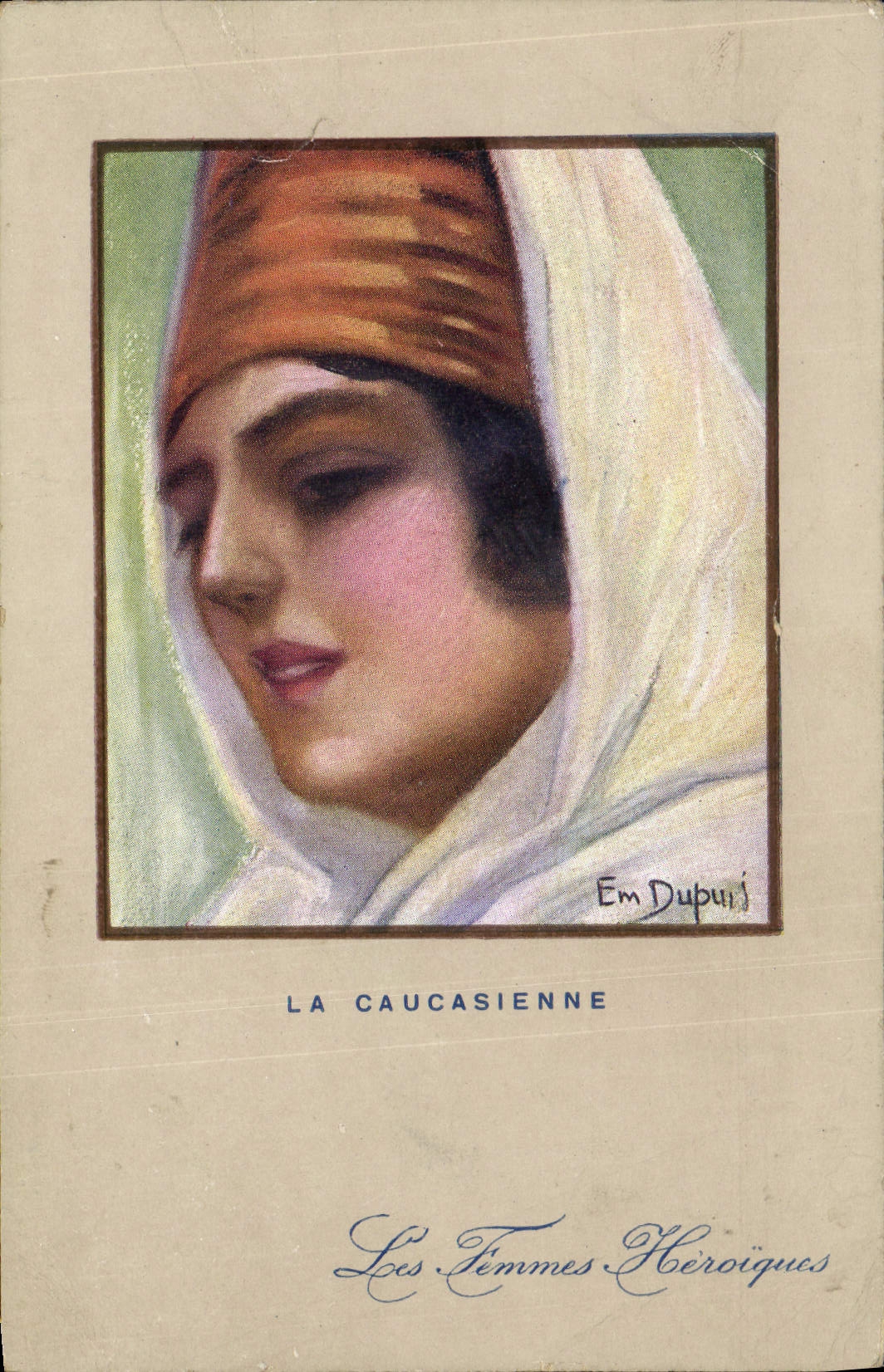 CPA La Caucasienne Caucase Folklore Femme 