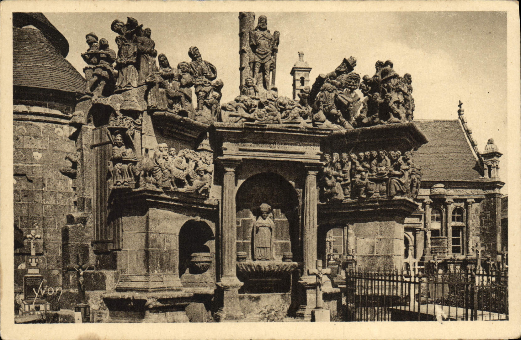 El Calvario de Guimiliau — Bretaña — Éditions d'Art Yvon - Anverso