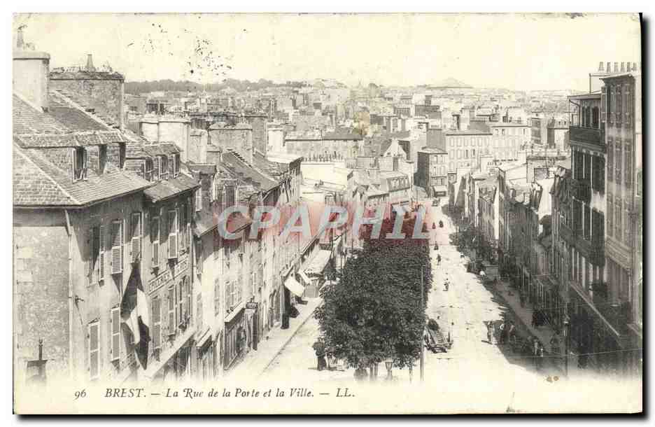 CPA Brest La Rue de la Porte le et la Ville