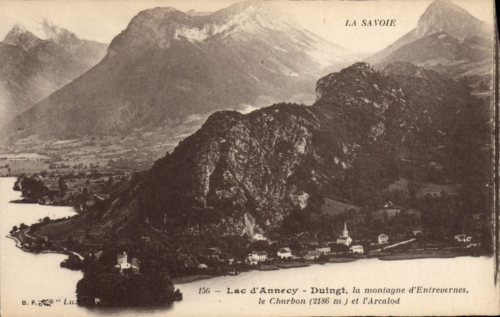 Lac d'Annecy - Duingt, la montagne d'Entrevernes, le Charbon (2186 m) et l'Arcalod — La Savoie — B.F. Lu.