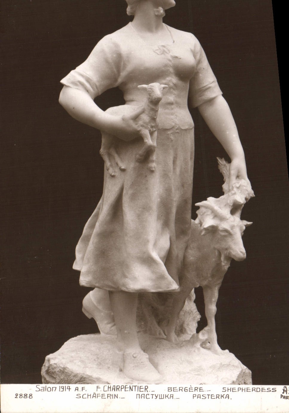Bergère — Sculpture de F. Charpentier — Salon 1914