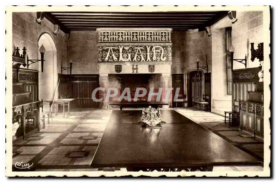 Château de JOSSELIN — Salle à Manger - La cheminée — Phot. COMBRAON