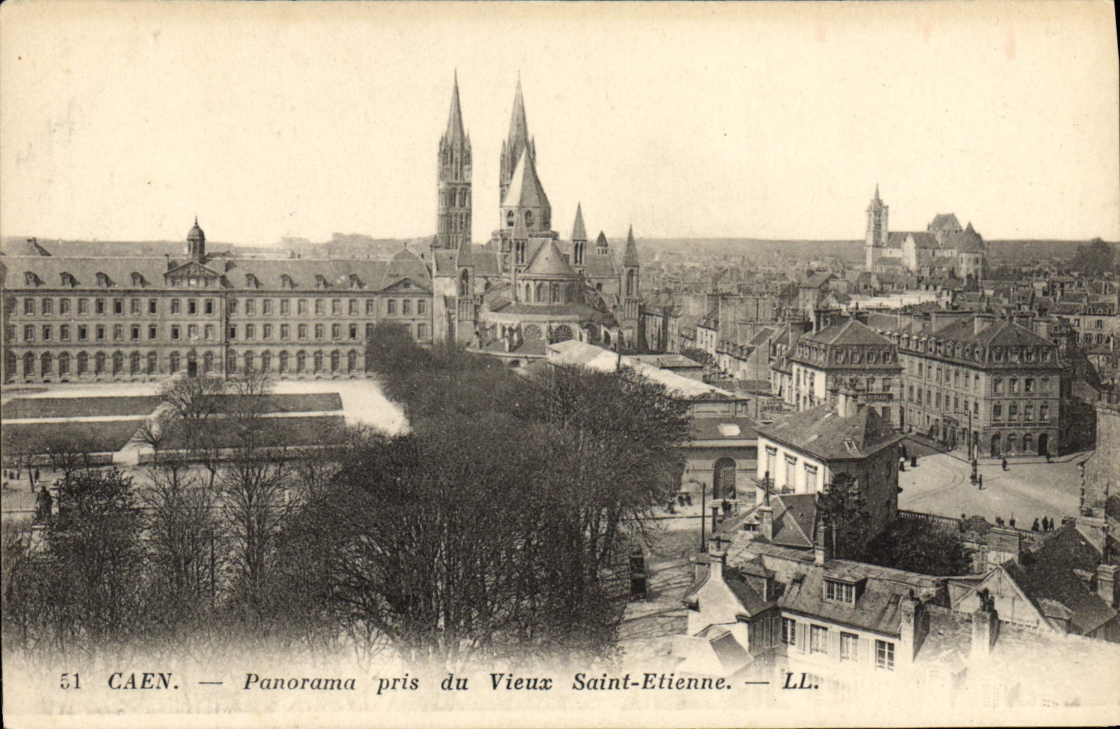 Caen — Panorama pris du Vieux Saint-Etienne — LL. — n°51