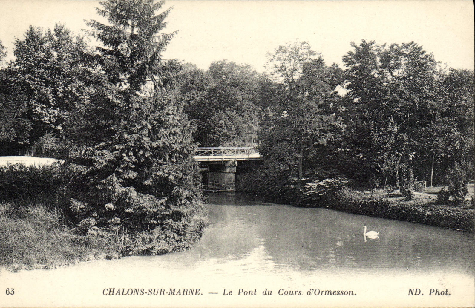 CPA Chalons Sur Marne Le Pont Du Cours d'Ormesson