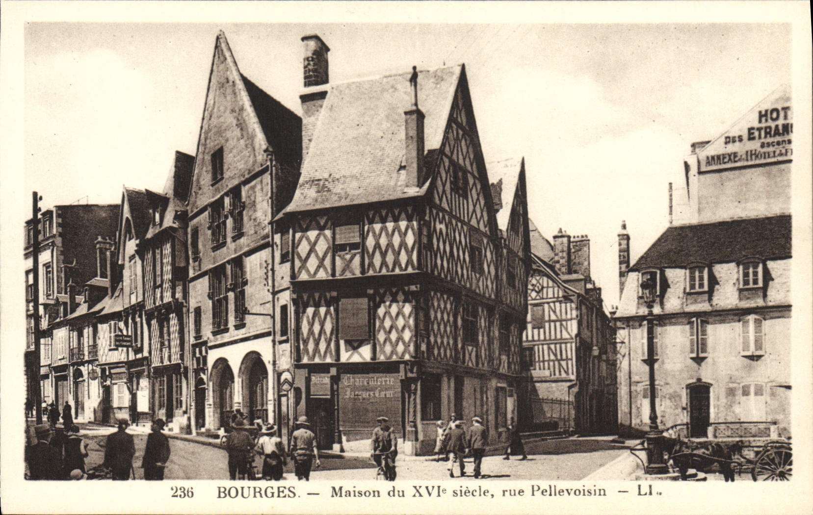 CPA Bourges Maison Du 16eme Rue Pellevoisin