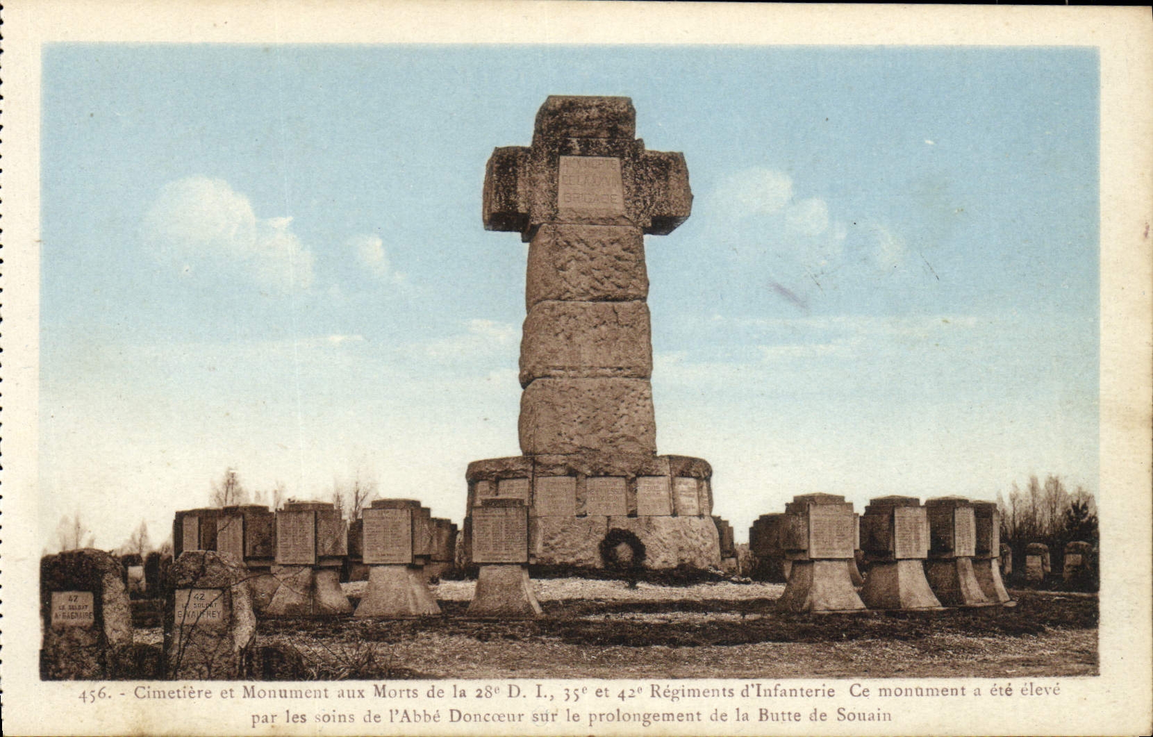 Cimetière et Monument aux Morts de la 28e, 35e et 42e Régiments d'Infanterie — Butte de Souain — éditeur Jacques Fréville, Reims