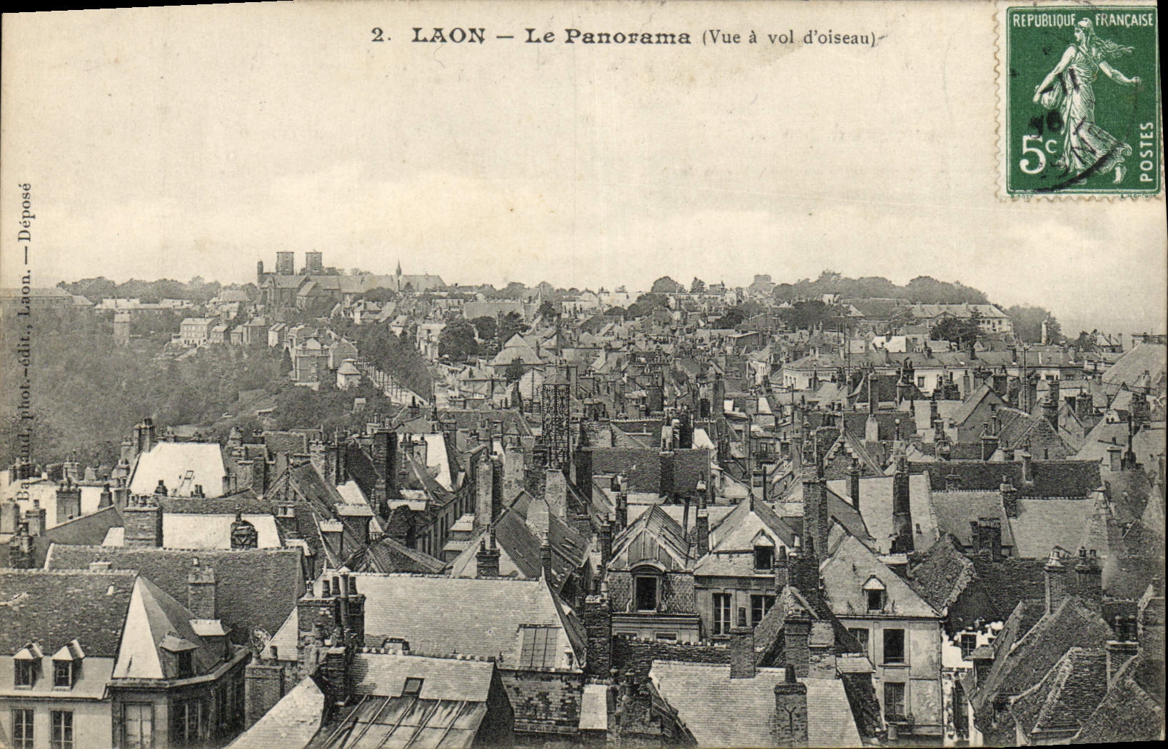 CPA Laon Panorama Vue a vol d'oiseau