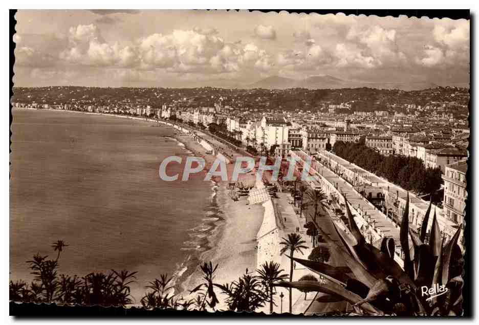 CPM Nice Vue generale prise du chateau 