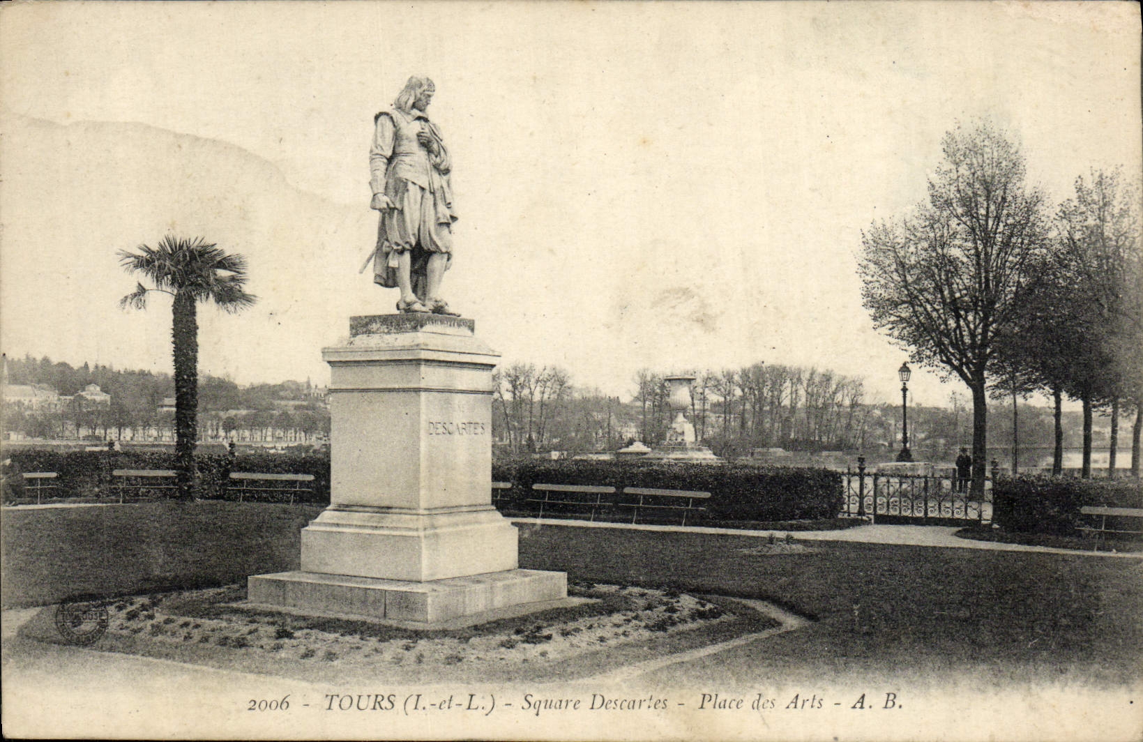 CPA Tours Square Descartes Place des Arts