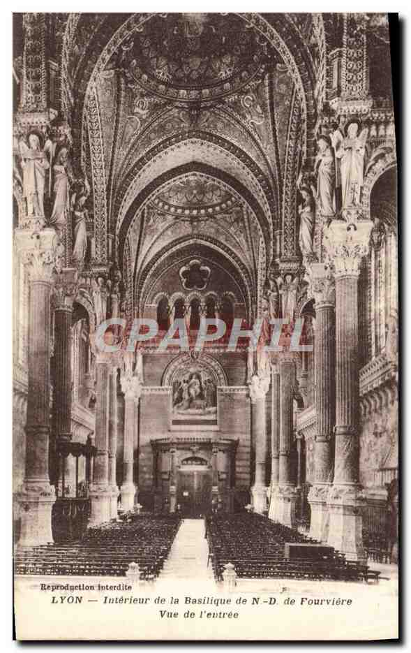 CPA Lyon Interieur de La Basilique de Nd de Fourviere Vue de l'entree