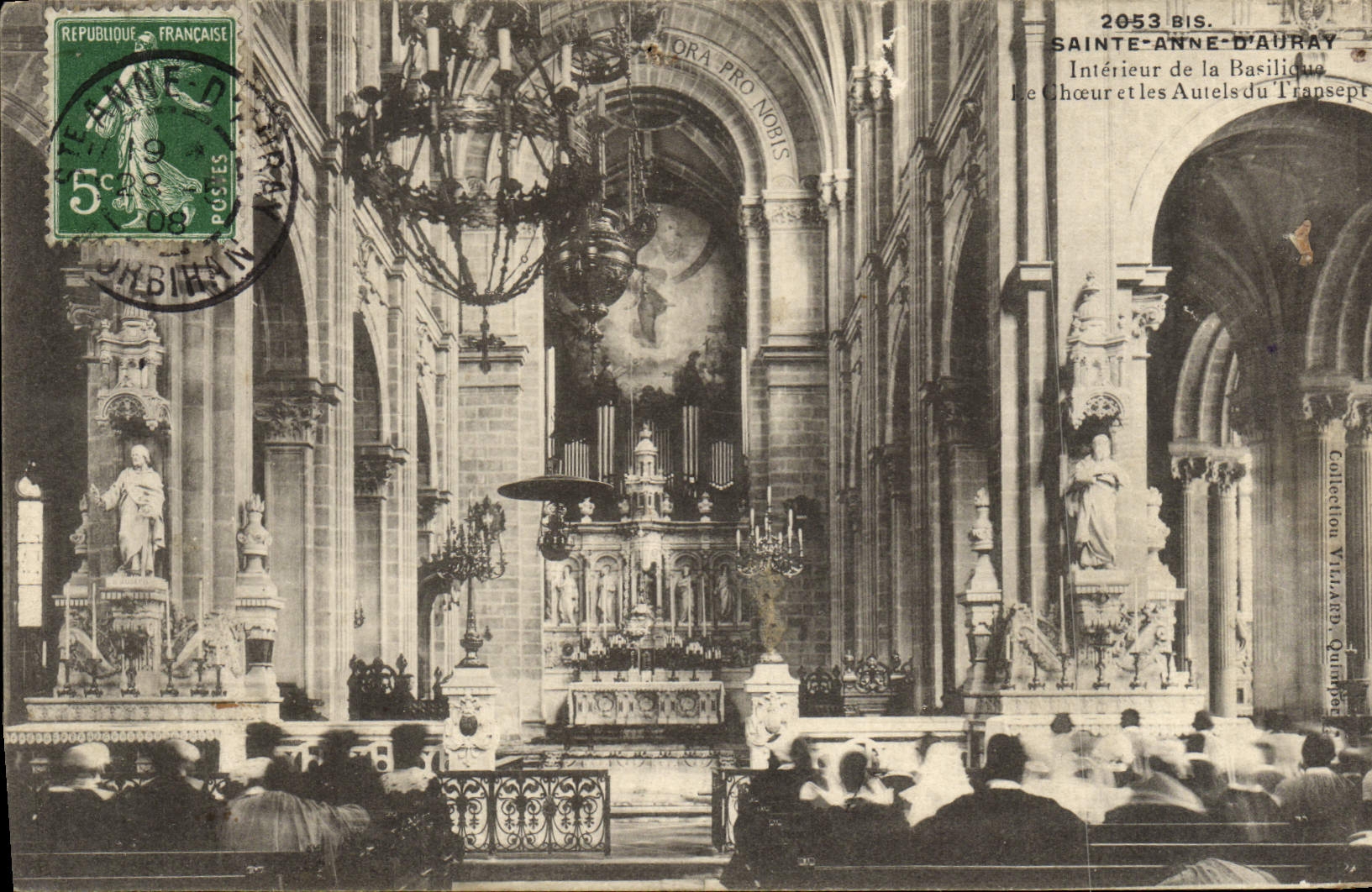 CPA Sainte Anne d'Auray Interieur de la basilique Le choeur et les autels du transept Orgue 