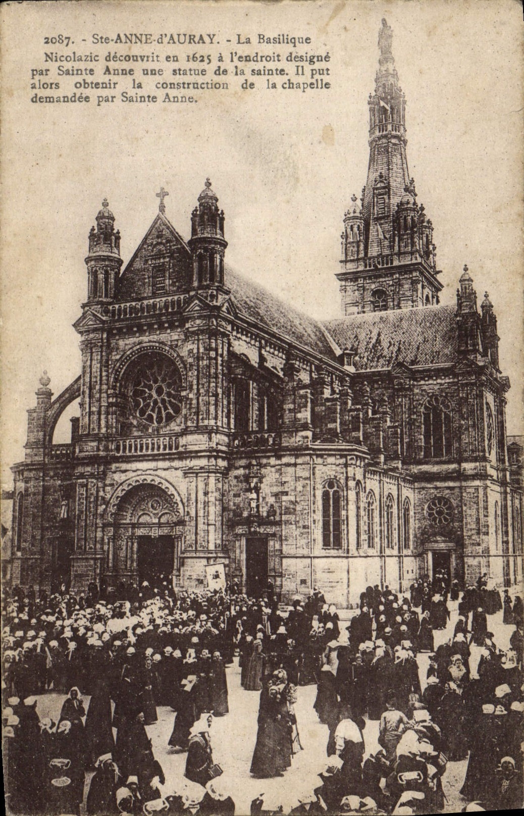 CPA Ste Anne D'Auray La Basilique