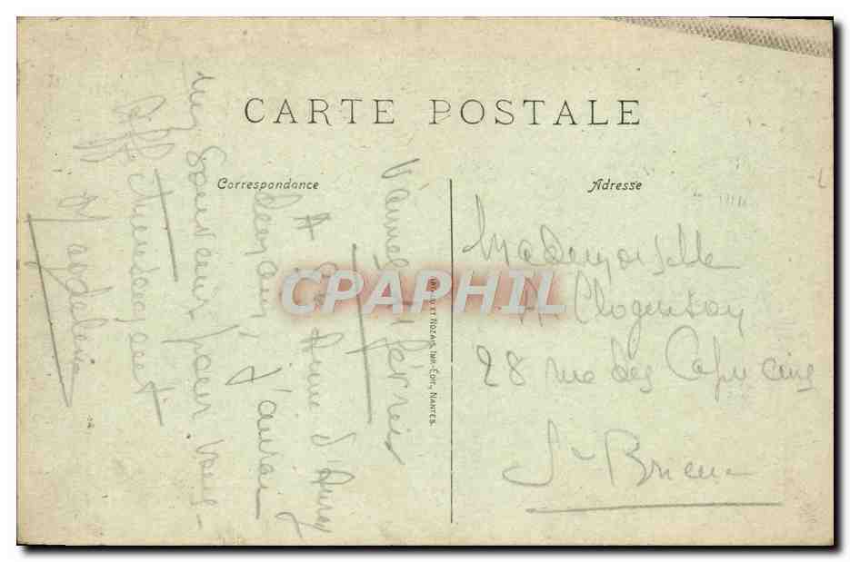 VANNES — La Place de l'Hôtel-de-Ville — éditeur inconnu, n° 9 — Verso