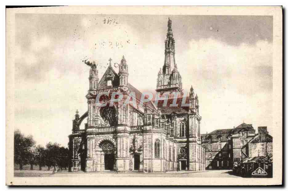 CPA Sainte Anne d'Auray Vue generale de la basilique